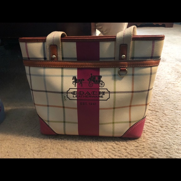Coach Handbags - Authentic Coach purse. Perfect condition Coach Handbags - Authentic Coach purse. Perfect condition
